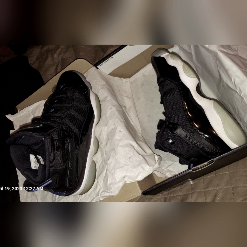 Jordan 6 Rings - Picture 3 of 6